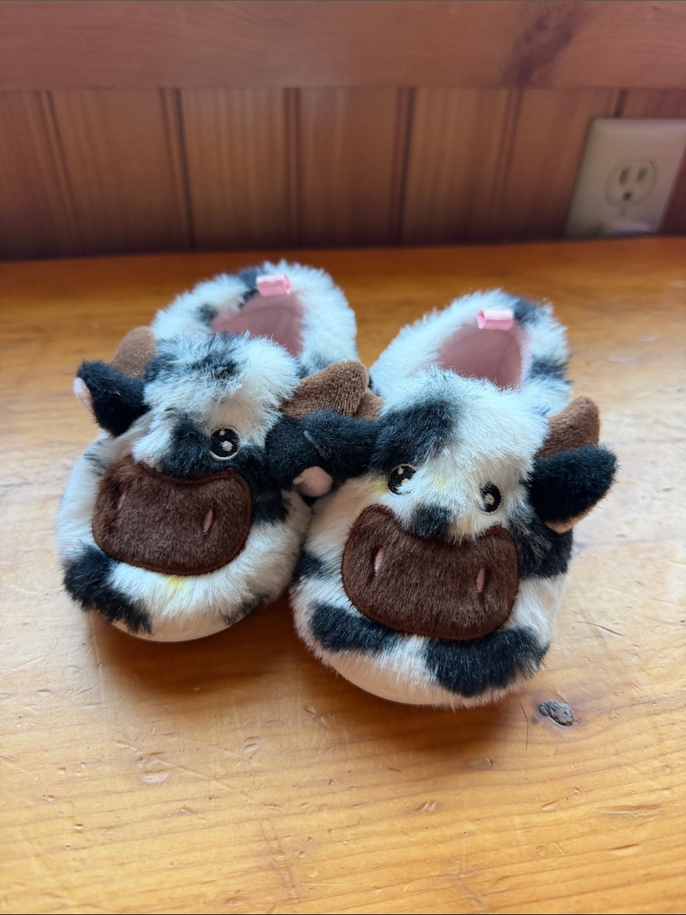 wonder nation Cow Plush Slippers in White, Black, Brown
